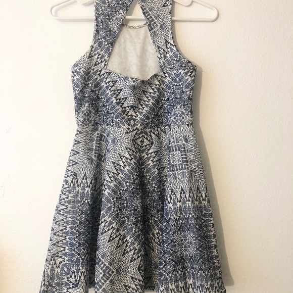 Aeropostale blue/white apron dress size(S) - Picture 2 of 4